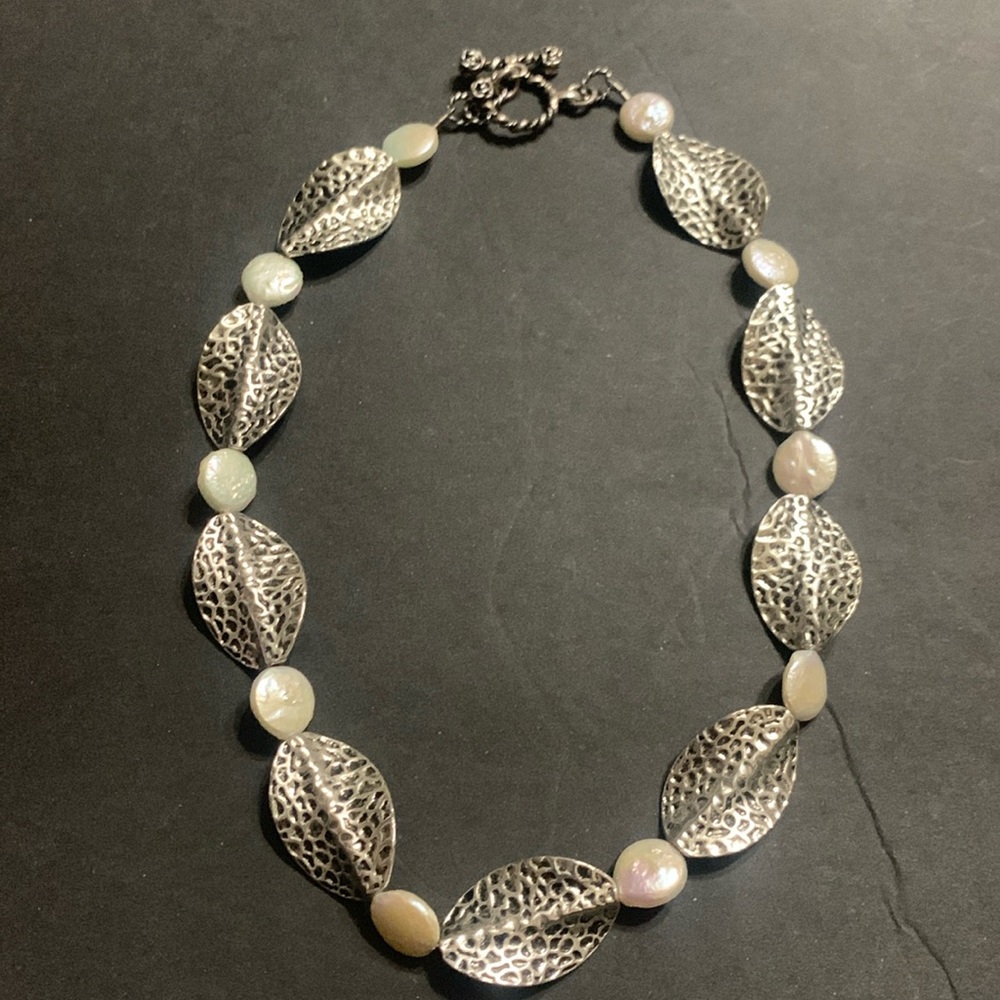 Silver Hammered leaf design w/ real flat pearl details rose toggle clasp 16 in